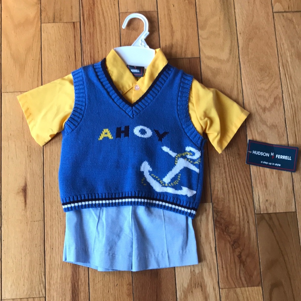 Boys size 18 months shirt & short set with vest